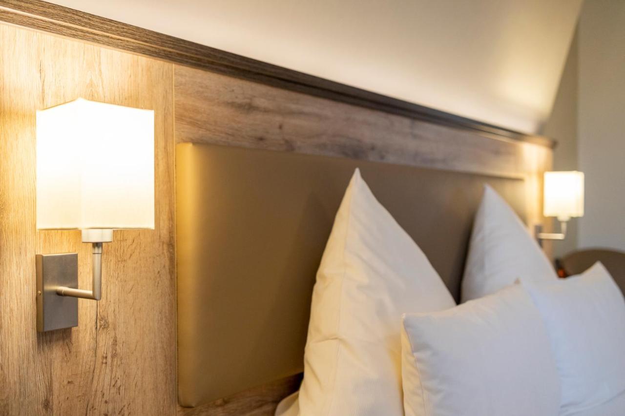 Hotel Ratskeller Schwarzenberg Schwarzenberg  Ngoại thất bức ảnh