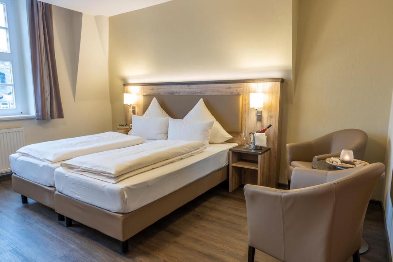 Hotel Ratskeller Schwarzenberg Schwarzenberg  Ngoại thất bức ảnh