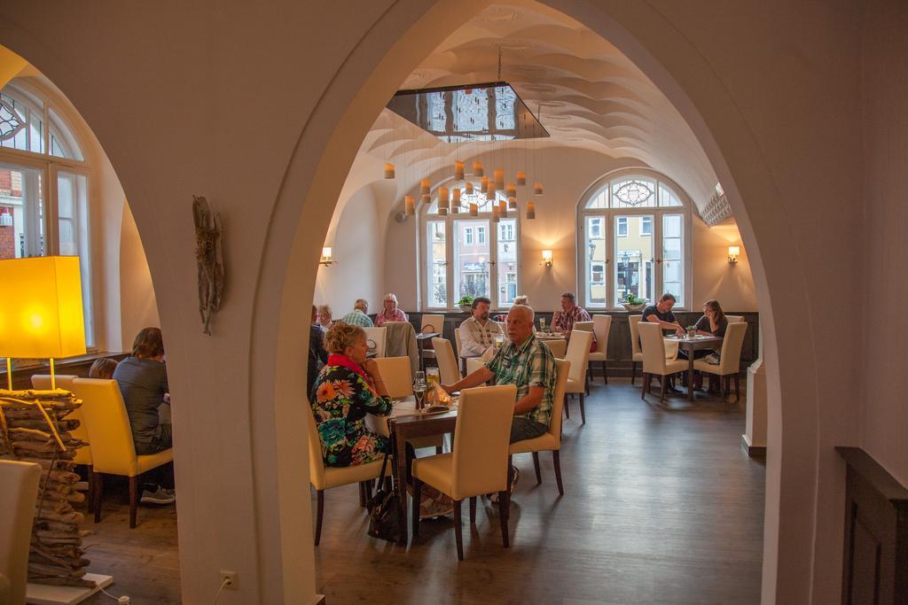 Hotel Ratskeller Schwarzenberg Schwarzenberg  Ngoại thất bức ảnh