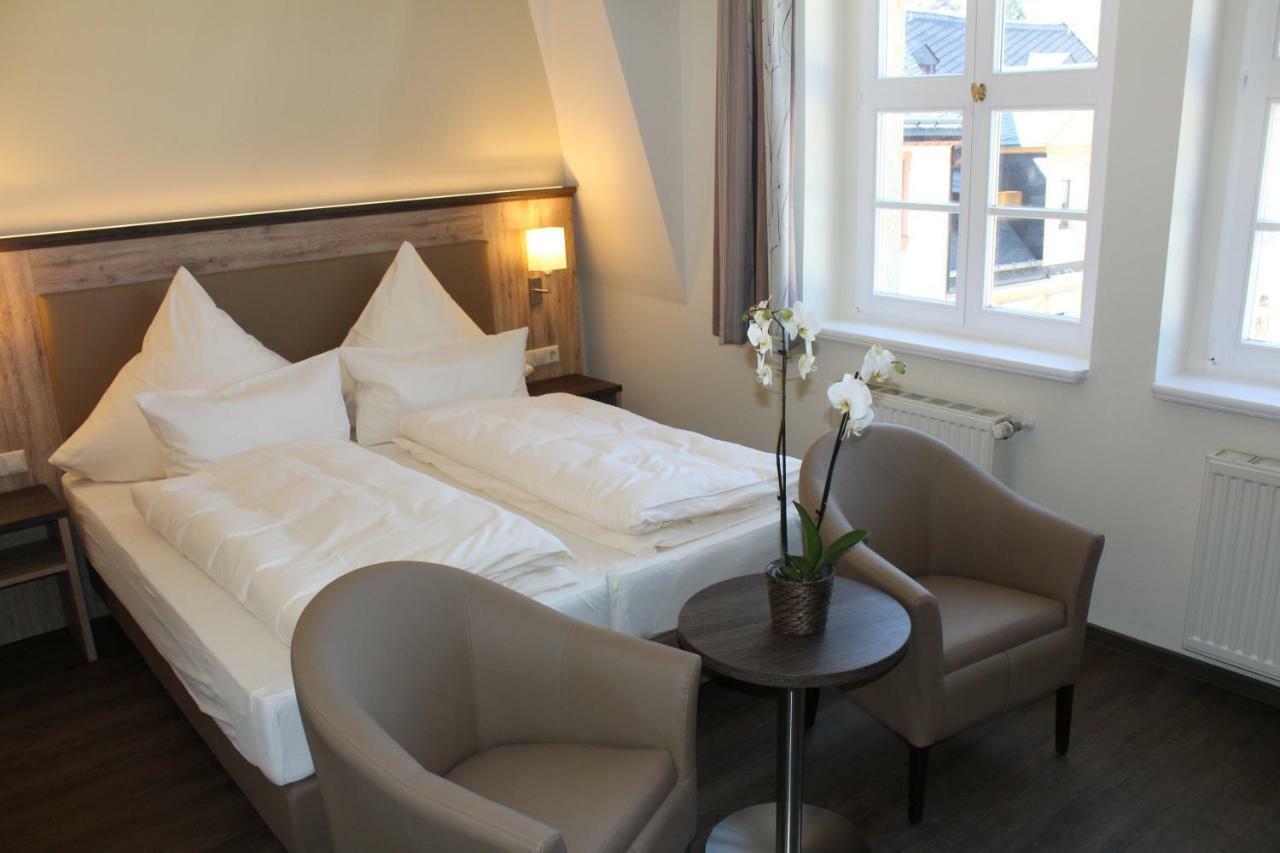 Hotel Ratskeller Schwarzenberg Schwarzenberg  Ngoại thất bức ảnh