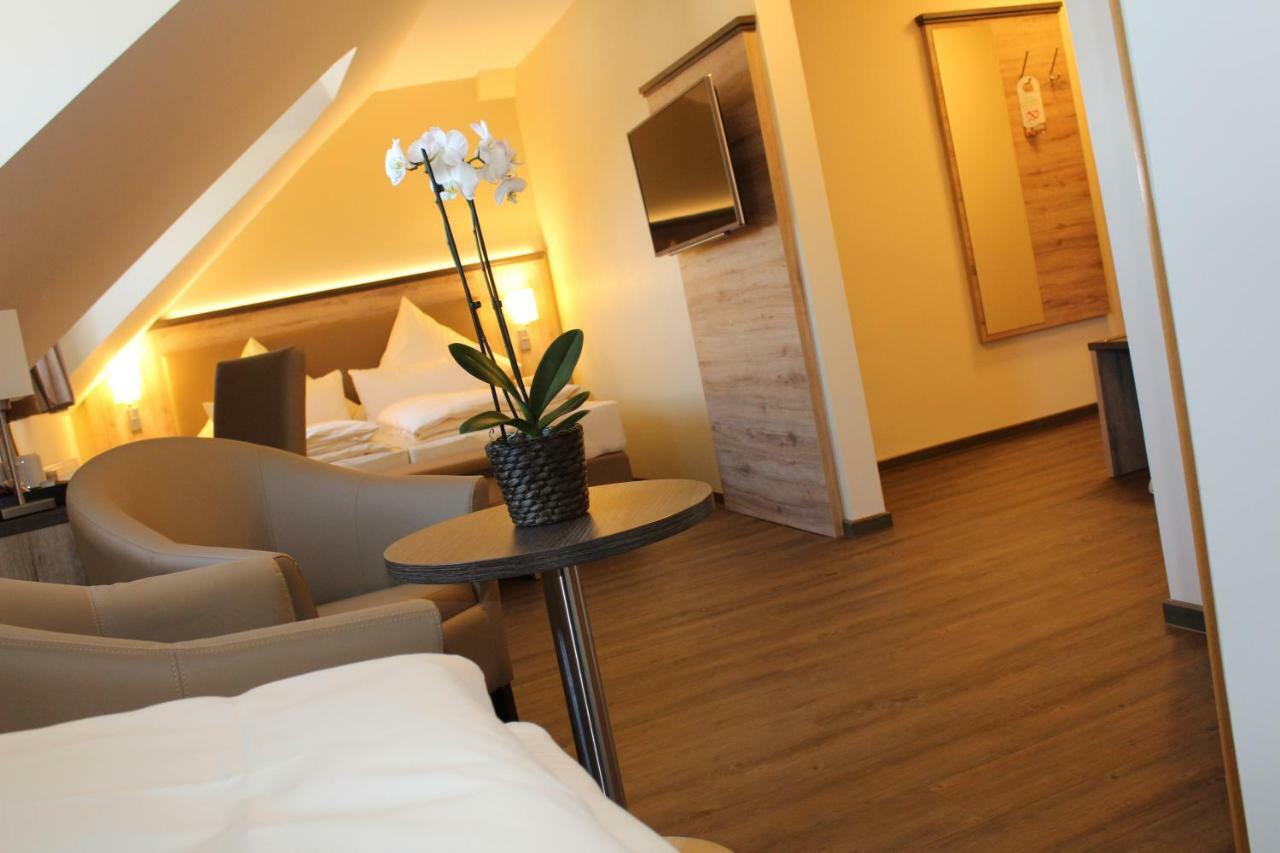 Hotel Ratskeller Schwarzenberg Schwarzenberg  Ngoại thất bức ảnh
